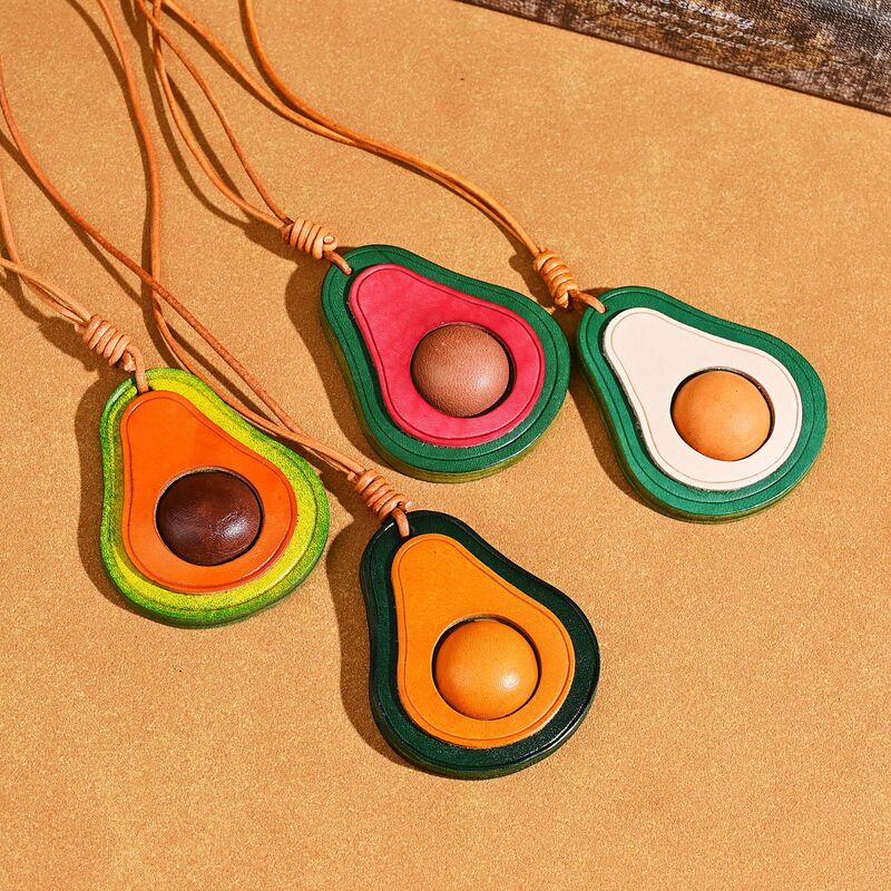 Avocado Vegetable-Tanned Leather Car Keychain Creative Bag Genuine Leather Pendant Accessory Backpack Hanging Personalized Trendy Style