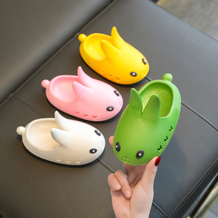 A generation of breathable children's sandals and slippers non-slip soft bottom baby boys and girls Korean non-slip cartoon parent-child shoes