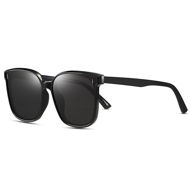 [type f] (polarizer)