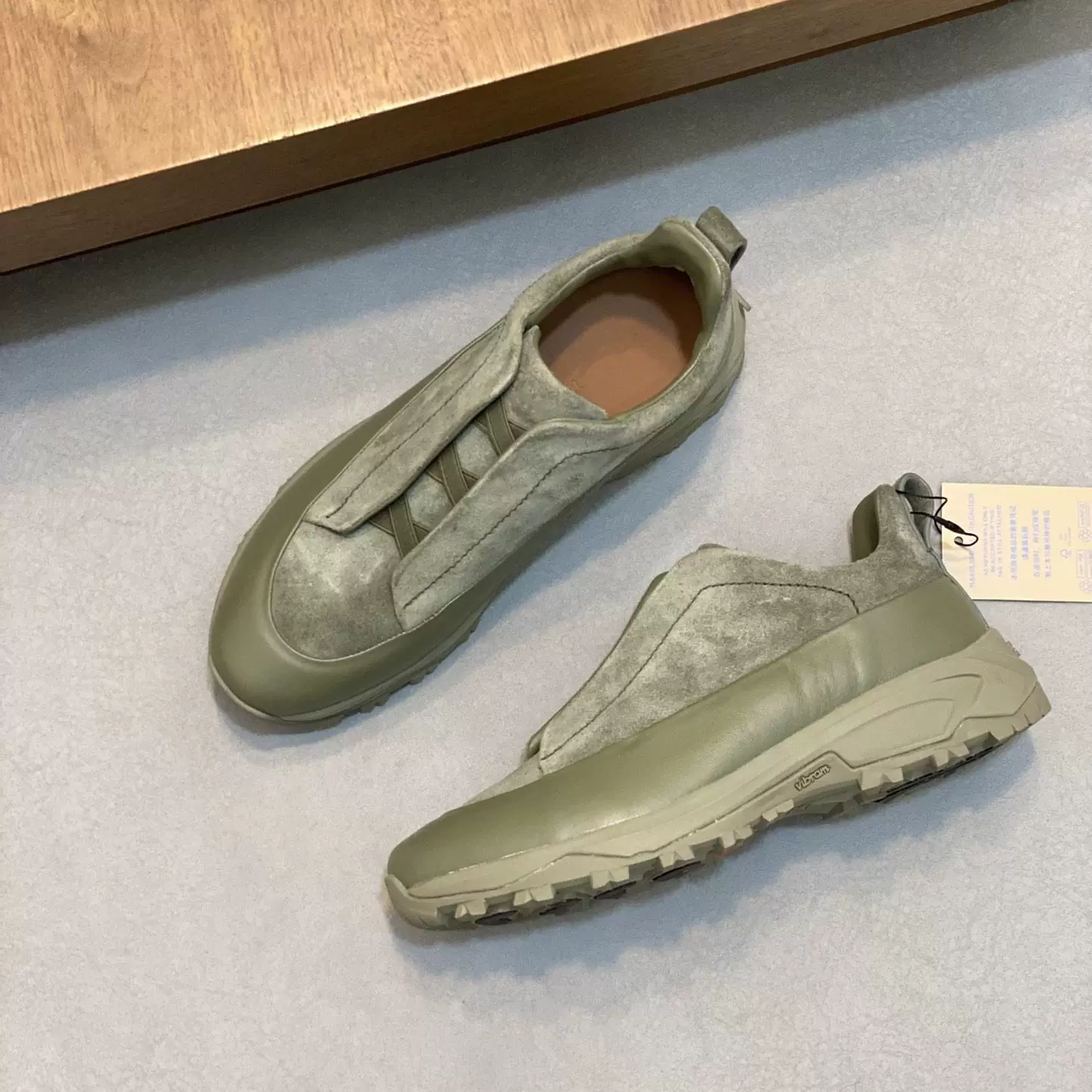 Европейская повседневная спортивная обувь из натуральной кожи для мужчин, уличная обувь на толстой подошве для мужчин, нескользящая, новая осенняя дорожная обувь для вождения