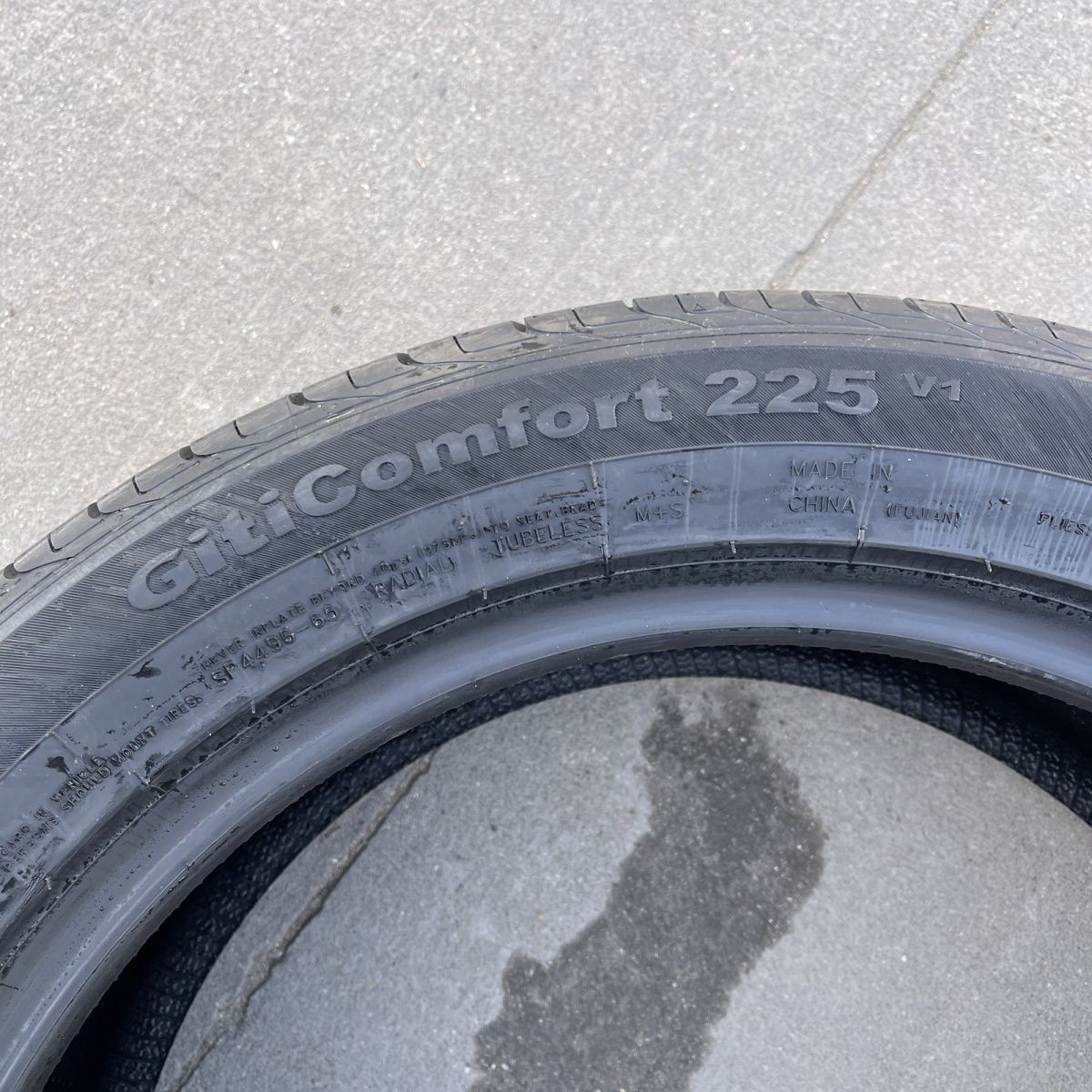 Giti Tire 235/50R19 225V1 Byd Song Pro/Plus Trumpchi Gs4 Lynk & Co 23550R19