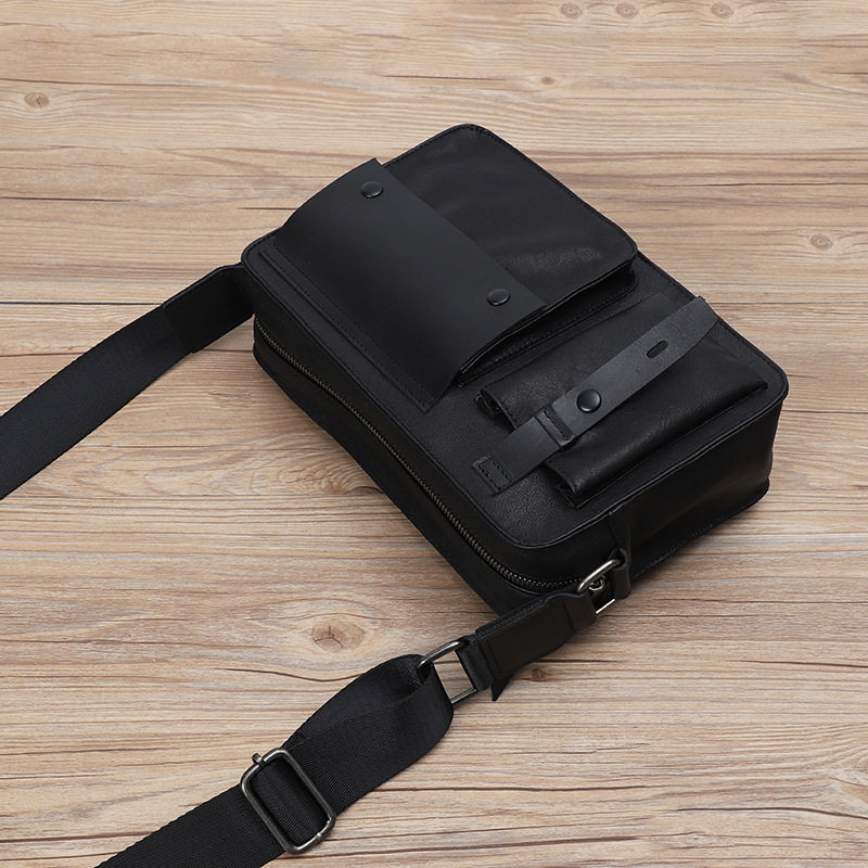 Túi đeo chéo nam da bò lớp đầu sức chứa lớn 27×9×18 cm — Màu đen