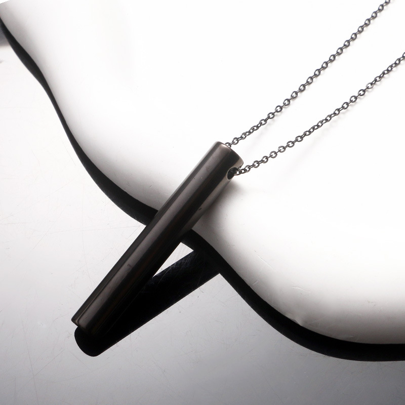 Titanium steel whistle-black/black thin o chain 45+5cm