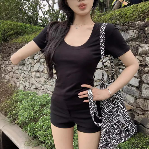 Solid color simple U-neck T-shirt for women 2025 summer Korean style slim and versatile short-sleeved student tops ins trend