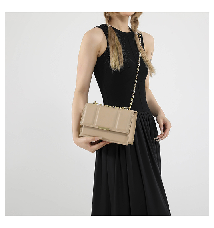 Cross-border commuting small square bag, retro chain single-shoulder bag, Korean version crossbody bag, new autumn/winter 2024 collection, women's bag undefined