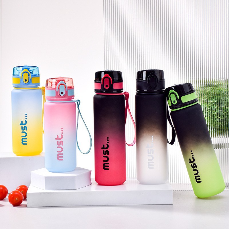 Yichang taza de agua deportiva portátil de alto valor facial taza casual de gran capacidad para estudiantes de color gradiente taza esmerilada al por mayor