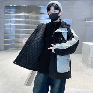Boys' winter clothes three-in-one detachable jacket 2023 new children's winter thickened cotton-padded jacket