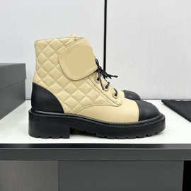 厚底菱格短靴女2025秋冬新款时尚舒适圆头英伦风拼色系带马丁靴