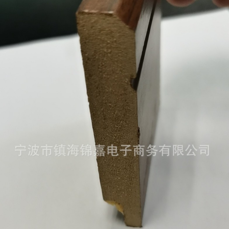 Tablero decorativo de zócalo reforzado de ingeniería de 10 cm, laminado de piso, grano de madera, tablero de pie sin pintura, pedido decorativo de MDF