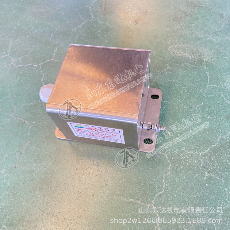 GUC2000拉绳位移传感器 (10).jpg