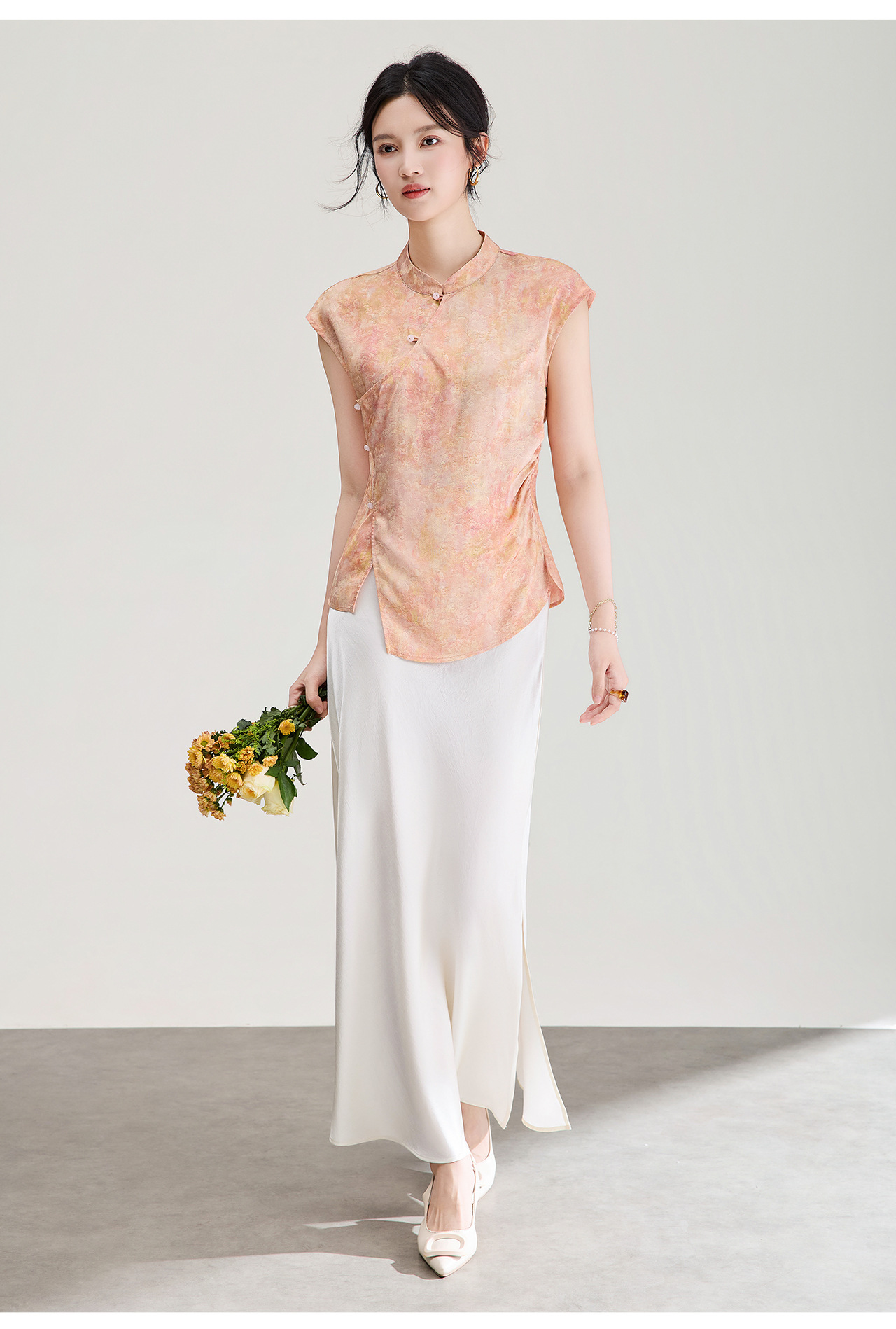 Áo vest không tay nữ kiểu Trung Quốc mới, chất lụa Jacquard nhuộm chìm, tà áo chéo, mặc mùa hè — màu xanh nhạt chi tiết 26