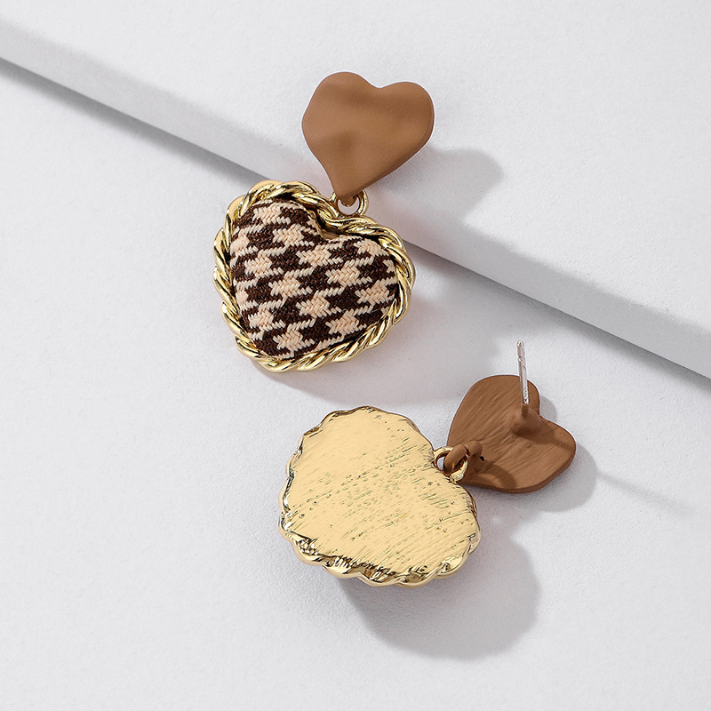 Fall Winter Retro Fabric Houndstooth Heart Earrings Fashion Color Contrast Checked Earrings display picture 10