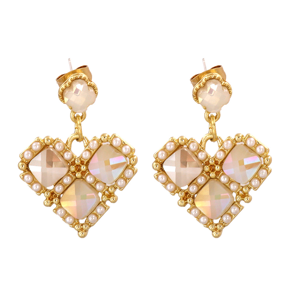 Korean Inlaid Pearl Geometric Heart Earrings display picture 3