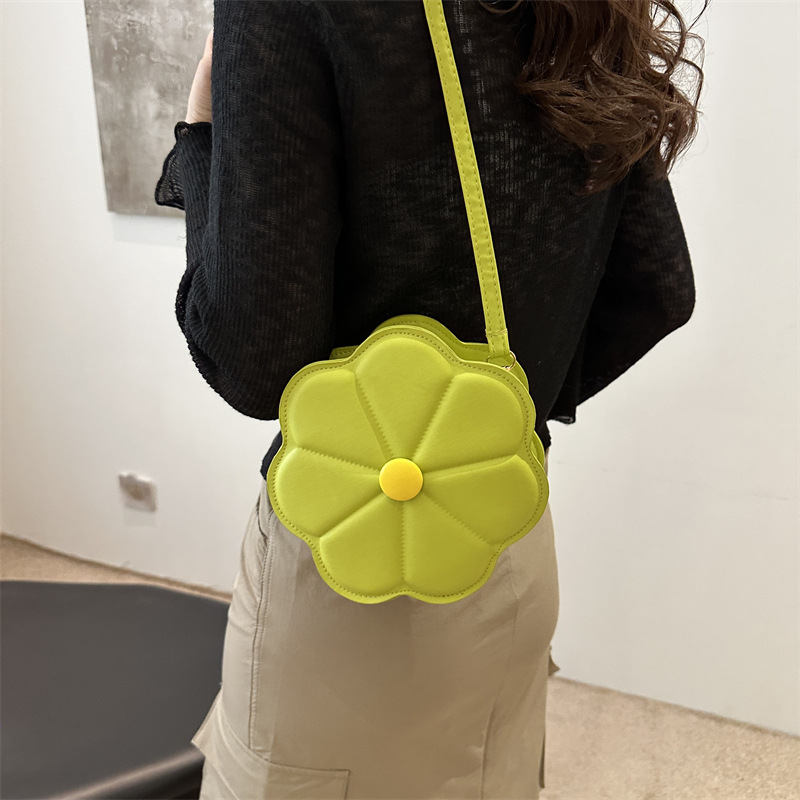 Color sólido coreano nuevo diseño de flores personales de impresión de verano 2024 estilo estilo extranjero bolso de hombro para mujeres