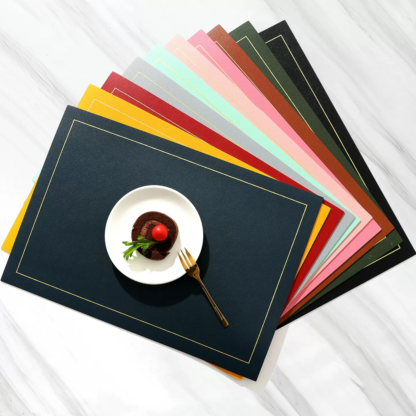 ins北欧皮革西餐垫纯色方形PVC隔热垫防水桌垫双层批发餐盘垫跨境