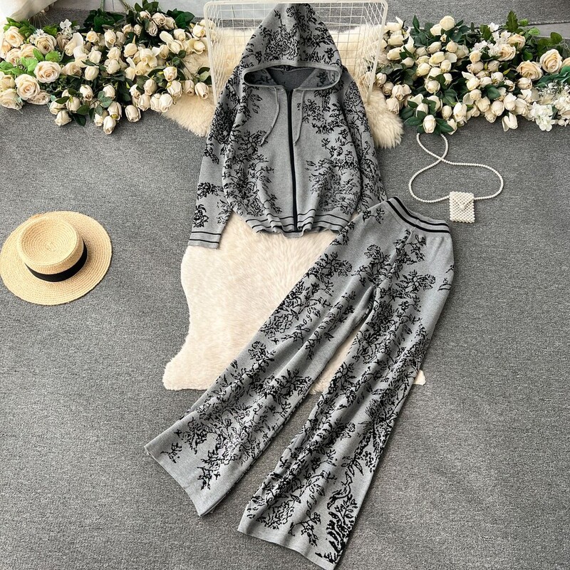 Casual Fashion Sports Age-Reducing Knitwear Two-Piece Set for Women High-End Printed Hooded Knitwear High-Waisted Wide-Leg Trousers