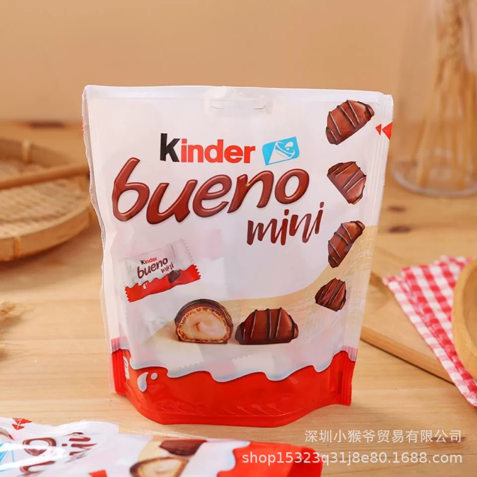 Шоколадные вафельные мини-леденцы Kinder Bueno 97,2 г, с начинкой из молока и фундука, в индивидуальной упаковке
