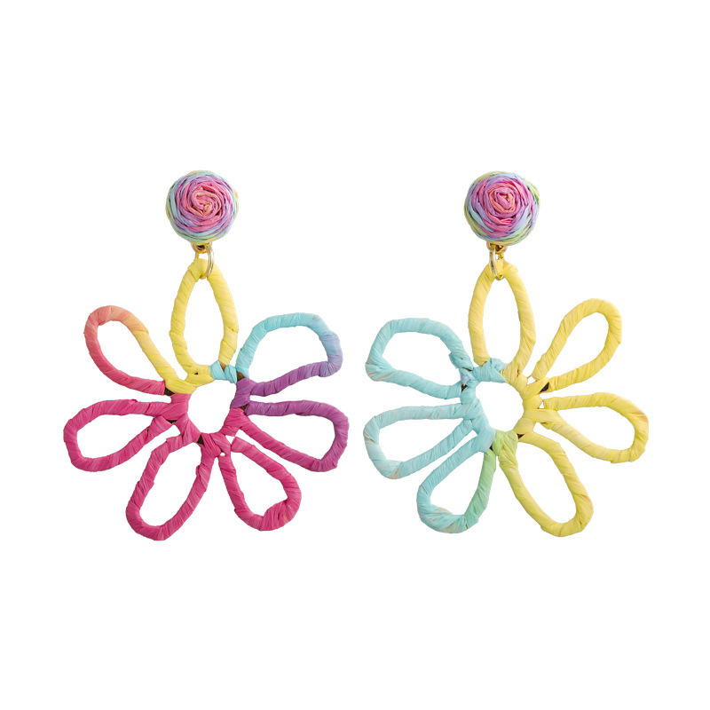 Large Flower Handmade Straw Woven Stud Earrings For Beach Holiday_voghion.com
