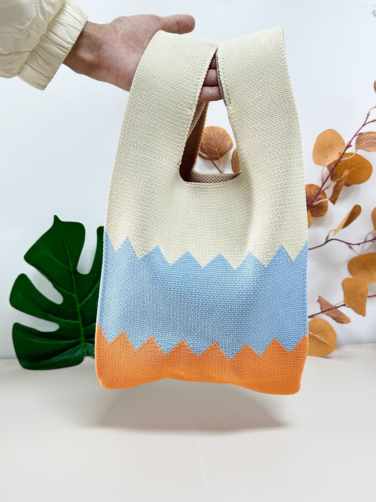 Bolso de mano tejido para embalaje de regalos, bolso tejido con múltiples patrones, estilo ins, bolso tejido para mujer, mini versátil.