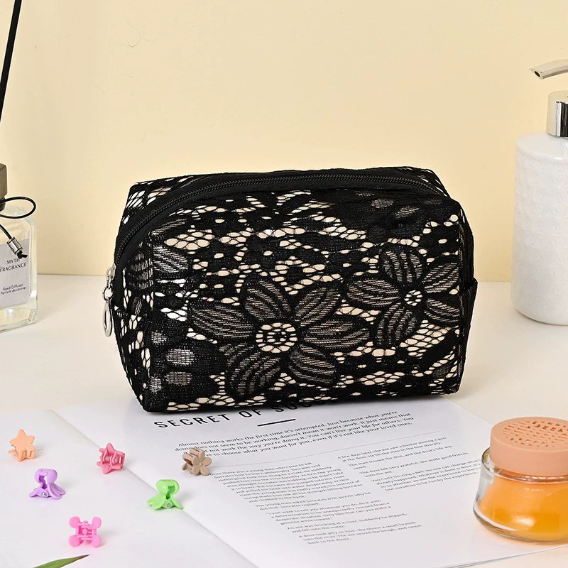 Дорожная косметичка из полиэстра с кружевом, ручная 17×7,5×11 см, лёгкий
