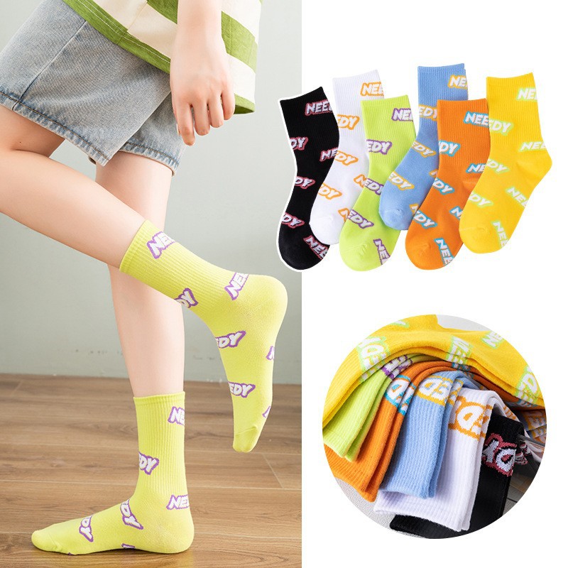 Calcetines de alfabeto inglés de algodón de color sólido, calcetines de algodón de mujer, calcetines de algodón de moda, calcetines al por mayor