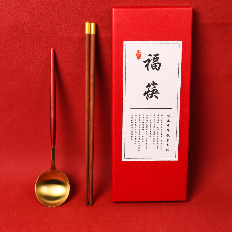 En stock traje de regalo creativo palillos públicos cuchara pública al por mayor uno palillos una cuchara traje vajilla portátil palillos de madera cuchara de acero inoxidable