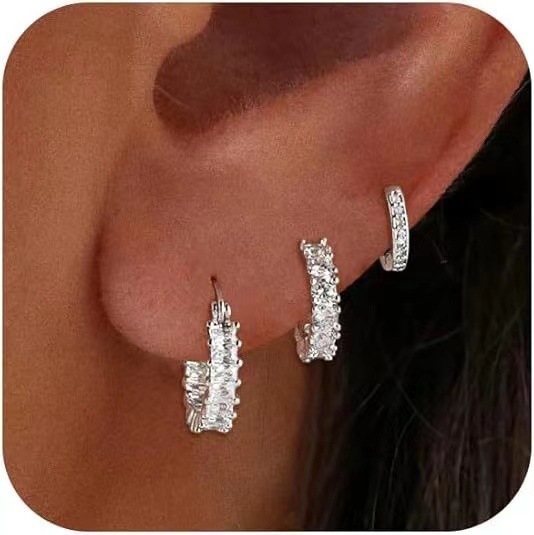 Boucles d'oreilles pendantes élégantes plaquées or et zircon_voghion.com