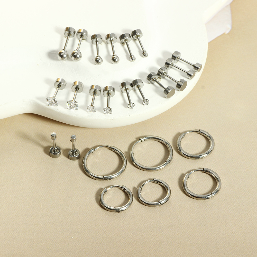Pointed titanium steel lip stud product view