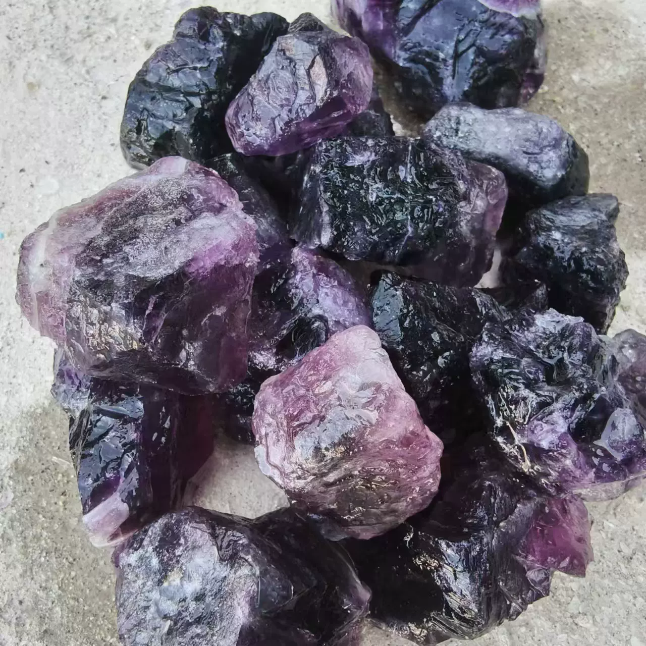 厂家销售萤石砂2氟化钙萤石玻璃用块0-40目砂精细高纯度