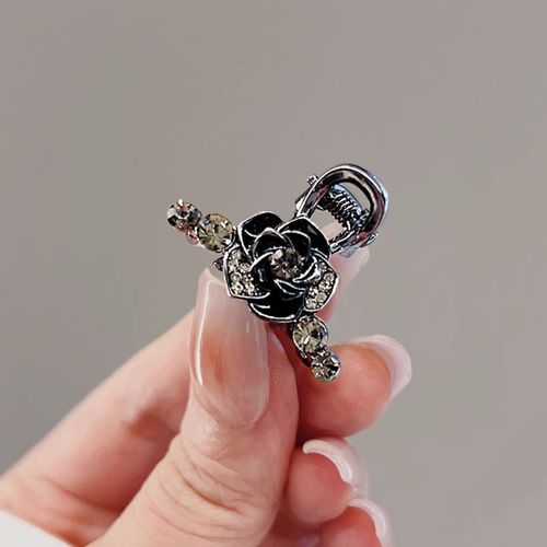 Elegant orchid-style delicate floral mini hair clip for princess side fringe with high-end camellia design, forehead fringe clip