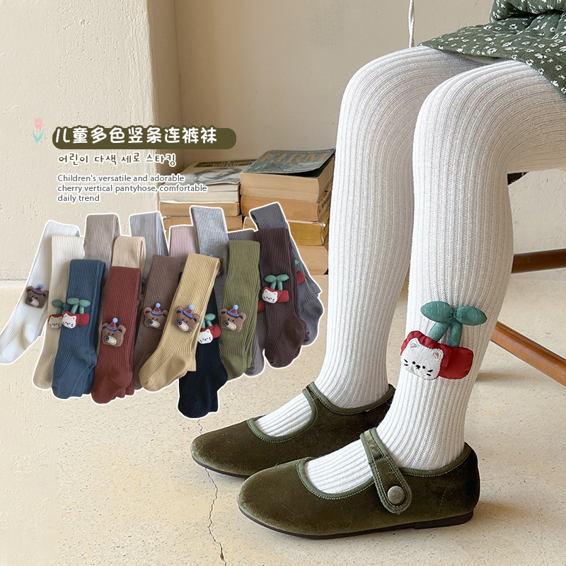 Otoño nuevo oso de cereza de dibujos animados calcetines para niños vestidos con calcetines para niños pequeños y medios