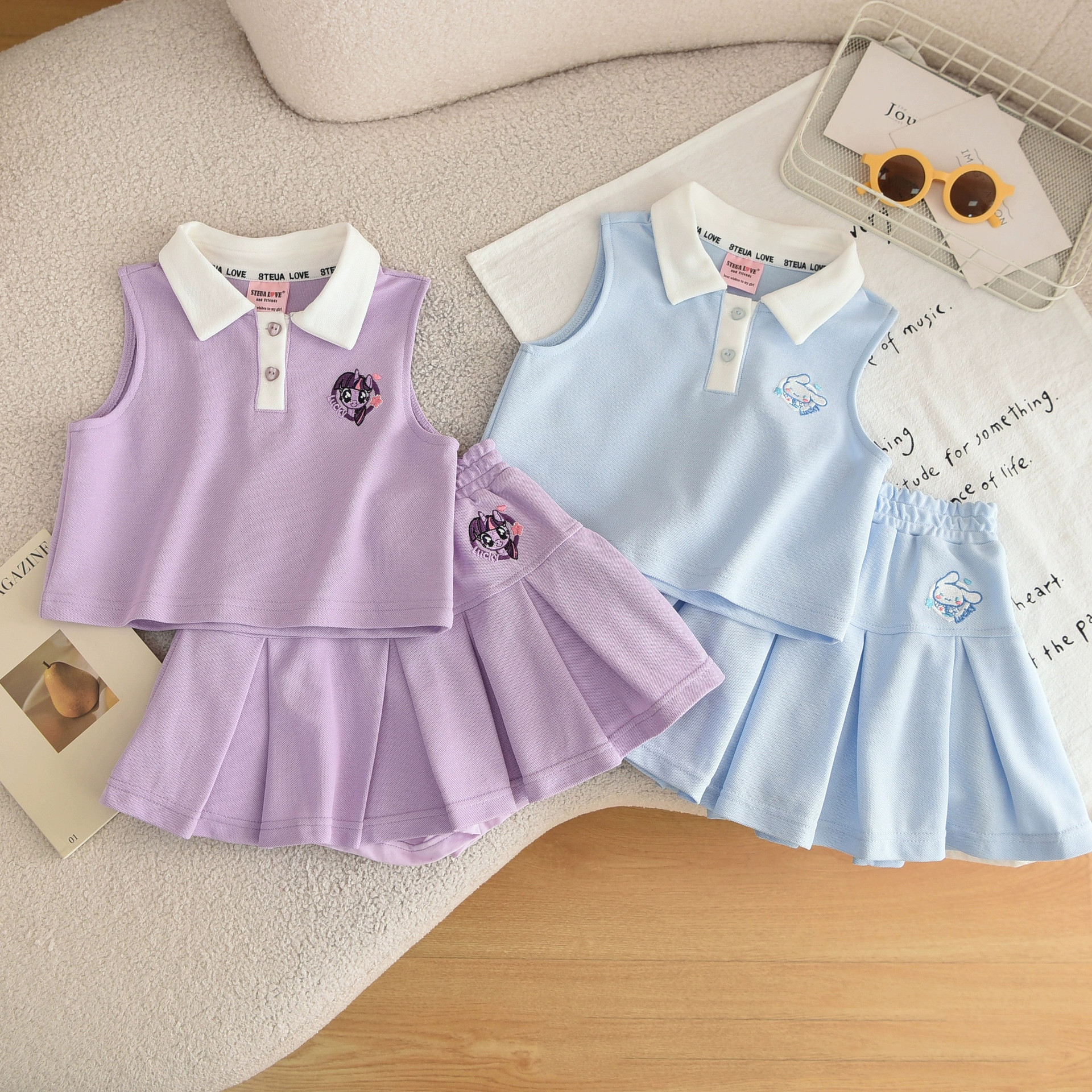 Girls Summer Cartoon suit New College Sleeveless Vest Summer Dress Pleated Skirt Children's Fashionable Western-style Two-piece Set