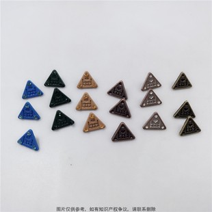 Alloy Rivets Clothing Corner Studs Accessories Diamond-encrusted Triangle Striking Studs for Luggage and Leather Spray Paint Electroplated Clothing Studs