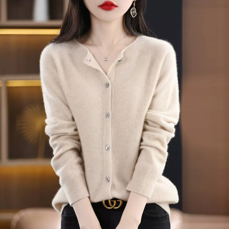 厂家批发亲肤感软糯100%羊毛一线无缝桂花针开衫羊绒毛衫女现货