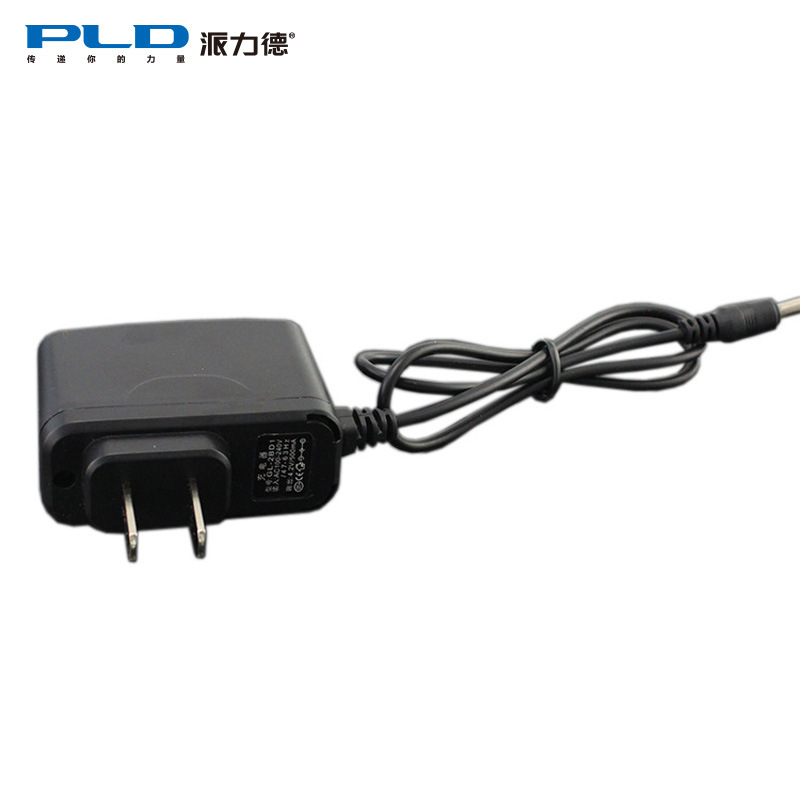 18650锂电池直充4.2v充电器派力德led强光手电筒快速线充厂家直供