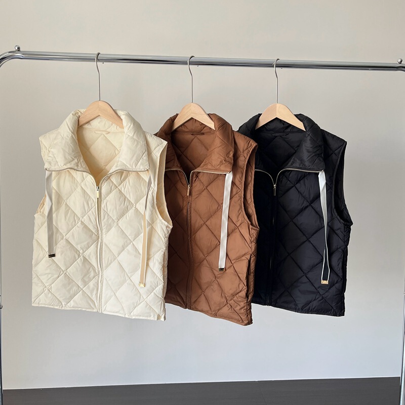 Max Style 2025 Winter New down Vest Women's Short Style Light and Warm Diamond-Shaped Slim Outer Wear Stand-Up Collar Vest Max Style 2025 Winter New down Vest Women's Short Style Light and Warm Diamond-Shaped Slim Outer Wear Stand-Up Collar Vest