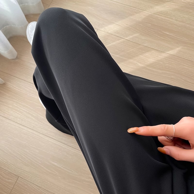 Pantalones de piernas anchas de primavera y otoño de 2024 nuevos modelos de verano delgados de cintura alta pantalones casuales rectos de tamaño pequeño