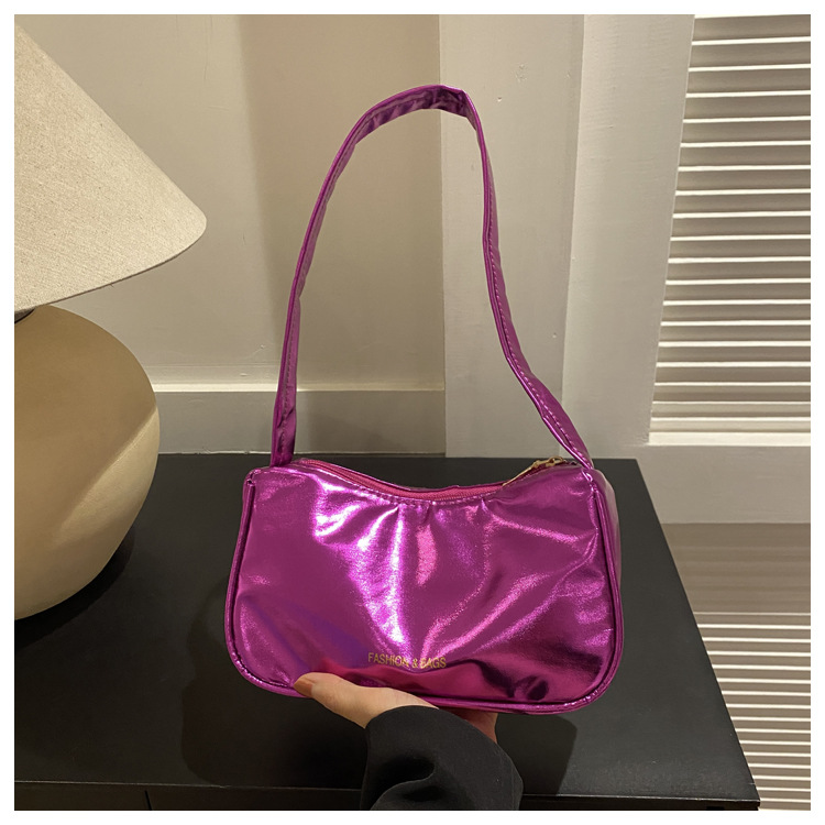 Women's Small Pu Leather Solid Color Streetwear Square Zipper Underarm Bag display picture 17
