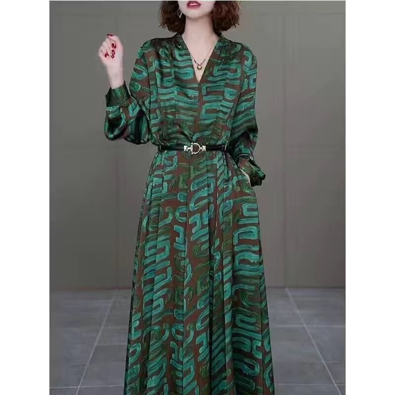 Elegant Satin Dress for Women 2026 Plus Size Loose Fit Spring New Fashion Age-Reducing Slimming Flared Skirt Spandex Elegant Satin Dress for Women 2026 Plus Size Loose Fit Spring New Fashion Age-Reducing Slimming Flared Skirt Spandex