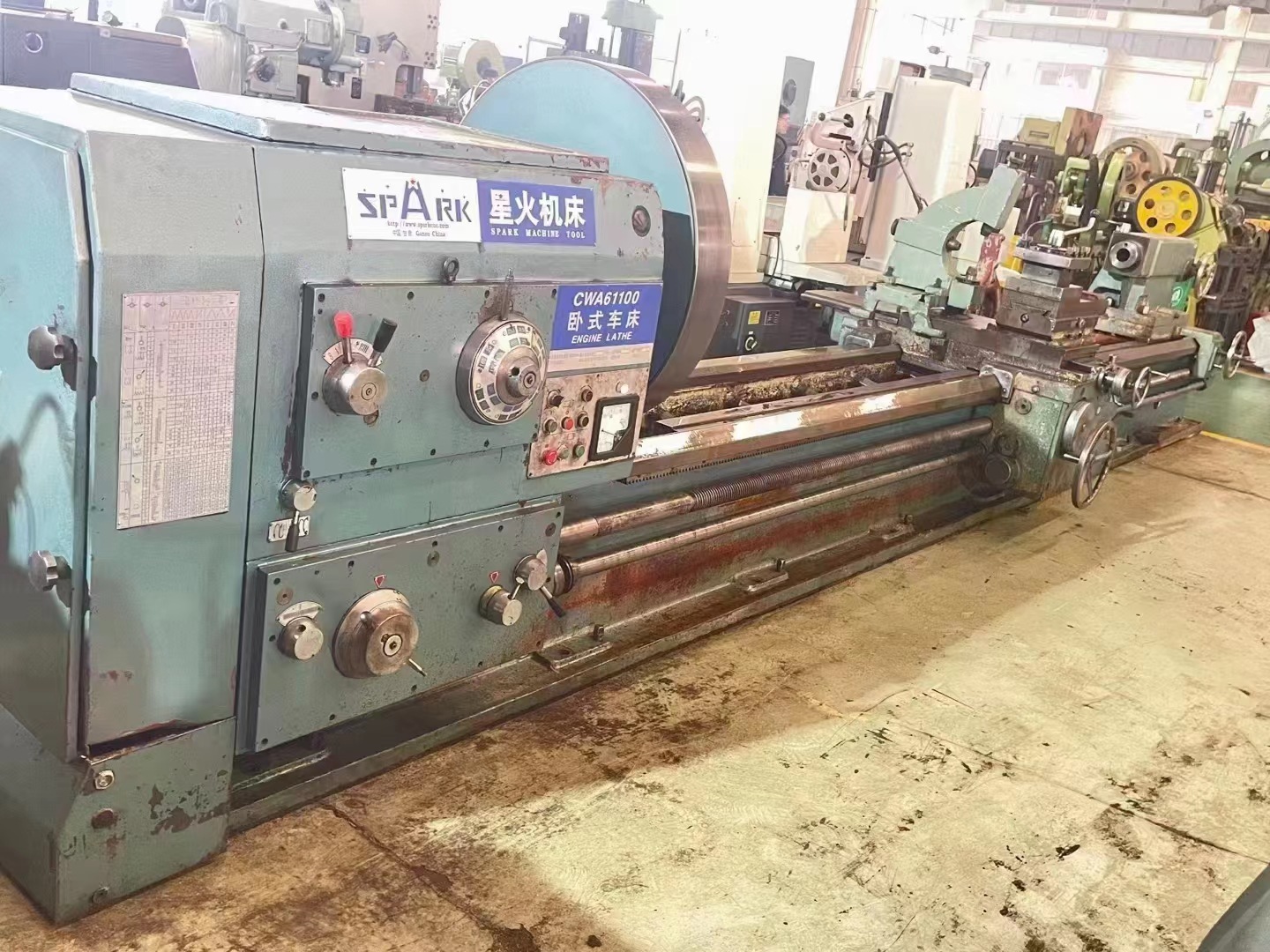 转让二手星火CWA61100卧式车床回转直径1米机床重量:8400