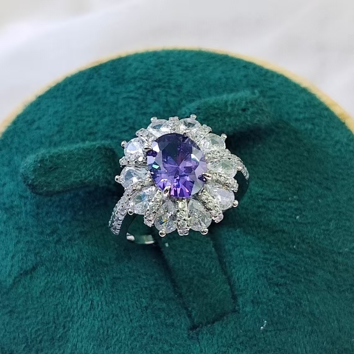 Exaggerated Orange Zirconia Flower Ring Vintage Adjustable Ring_voghion.com