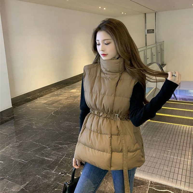 카키색