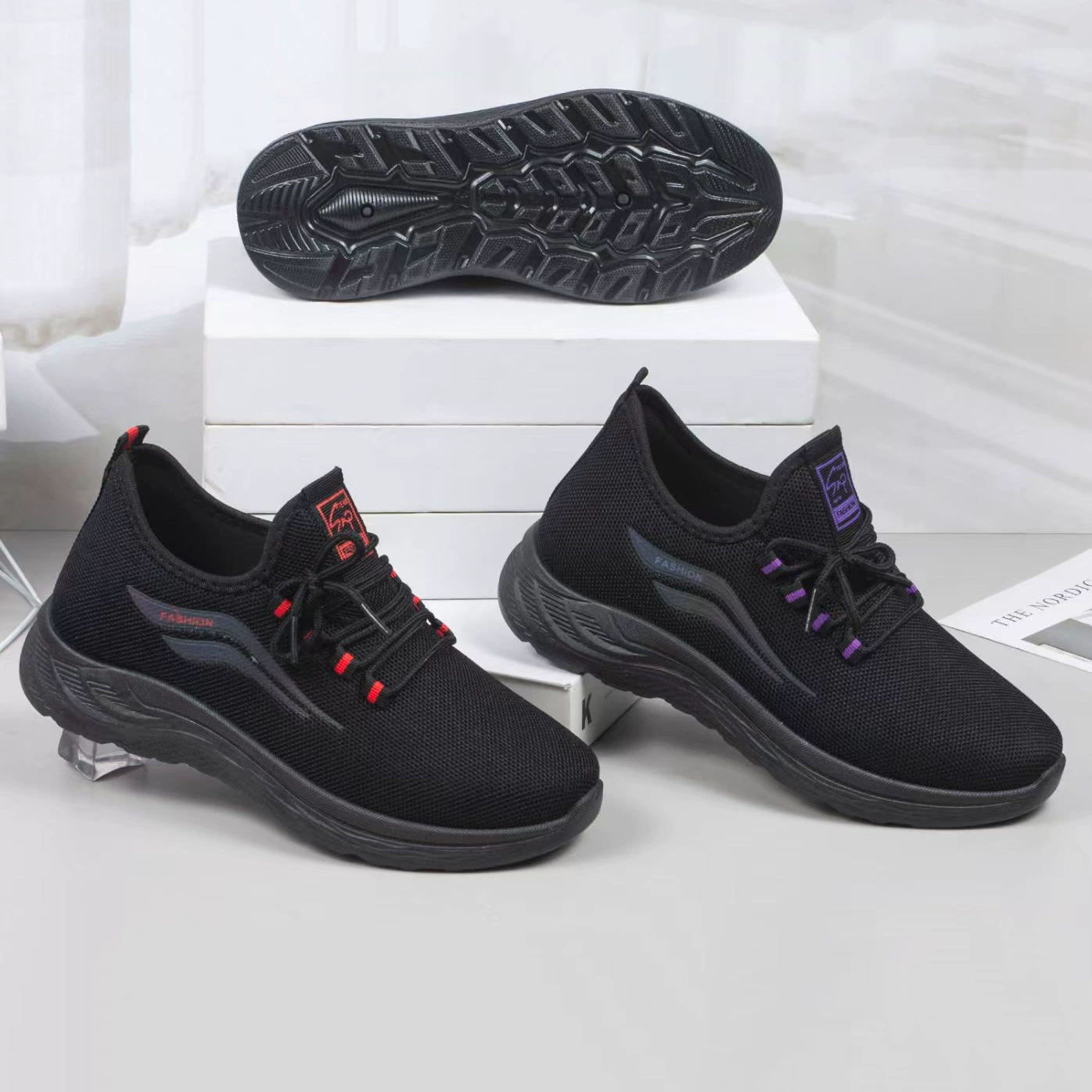 Весенняя и Осенняя Одиночная Обувь Женская Весна 2025 Старая Пекинская Ткань Обувь Повседневная мода