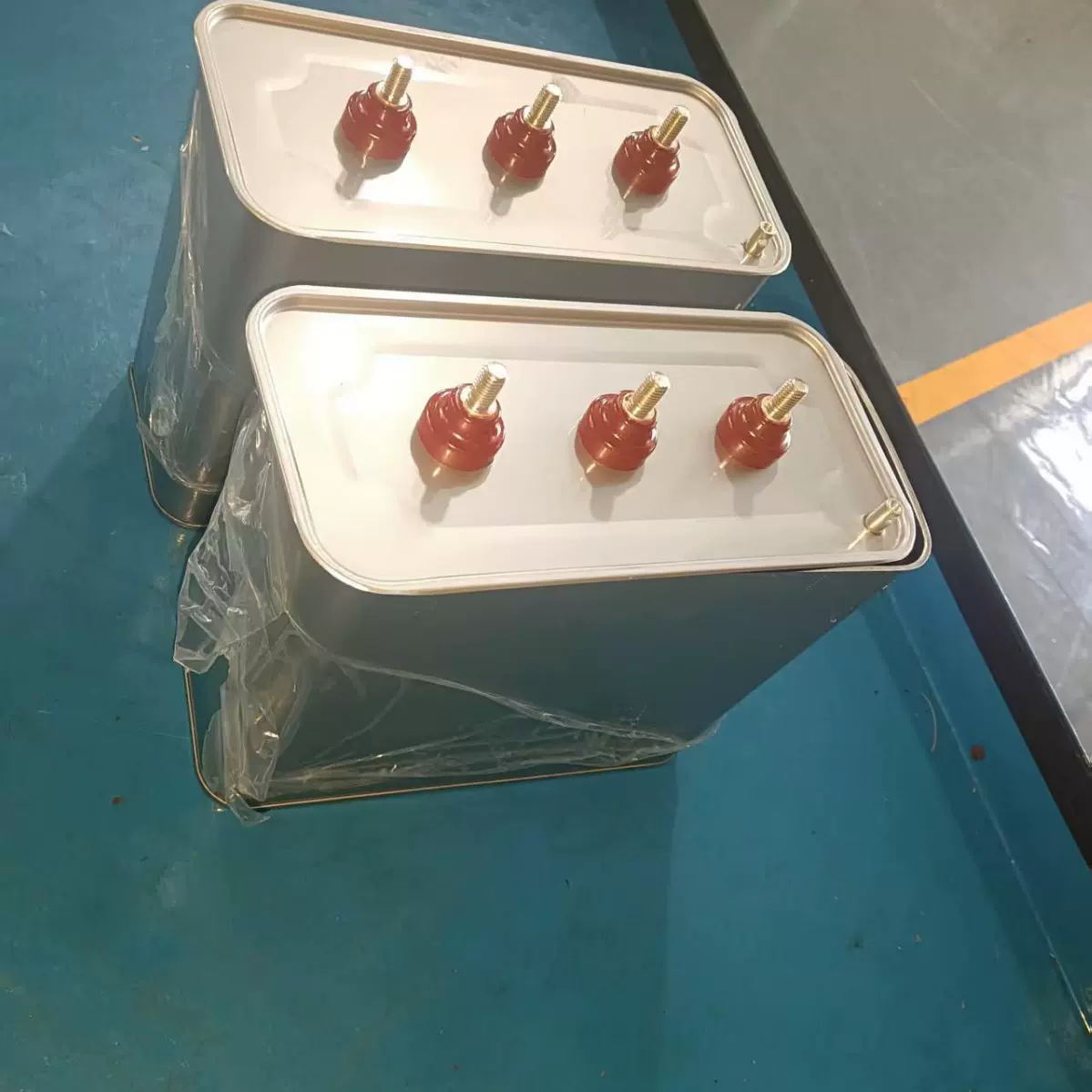 威斯康低压并联大千瓦电力电容器BSMJS0.45-50-60-70-3无功补偿