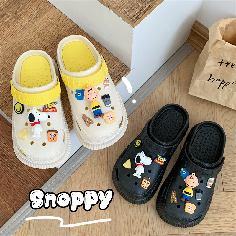 Women's Clogs for Summer 2023, Detachable Closed-Toe, Thick-Soled, Comfortable Beach Sandals, Fashionable Flat Heel