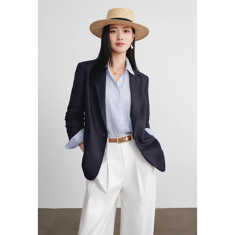 7/8 Sleeve White Suit with Tencel Pleated Cuffs, New Spring 2026 Model 1H3910031