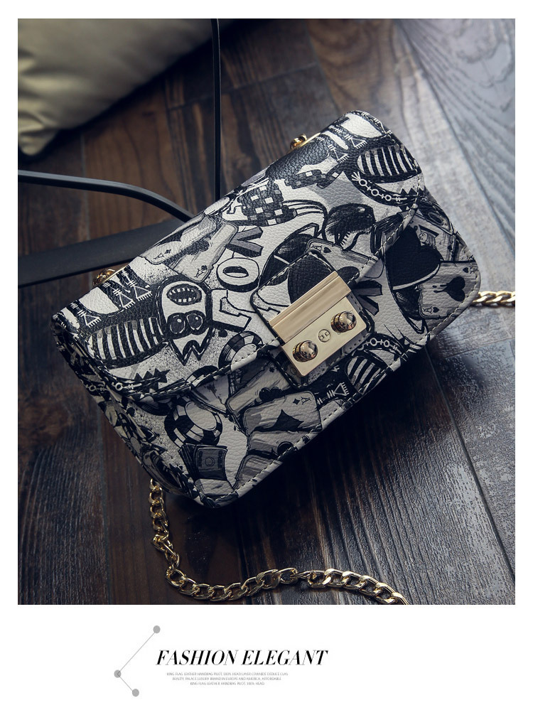 2024 nova moda impressa pequena bolsa quadrada graffiti bolsa feminina estilo coreano corrente pequena bolsa com fivela diagonal straddle bolsa de ombro_voghion.com