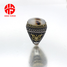 �W���¿����uͨ���N�pɫ��ɫ�н��y��Ȼ��觽�ָ��h�S��ֱ�����l