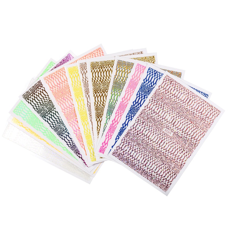 Transfronterizo nuevo patrón de serpiente de uñas hueco pegatinas traje de estilo europeo y americano colorido láser uñas pegatinas 12 unidades