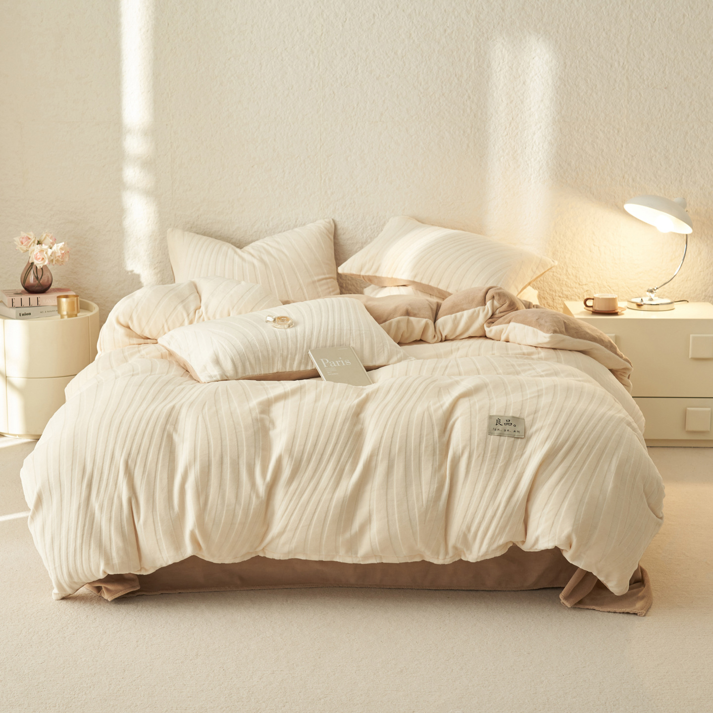 Winter New Style Curved Patterned Warm Milk Velvet Four-Piece Set Anti-Static Bedding Duvet Cover Fitted Sheet Solid Color Series